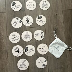 Coco Moon Neutral Monthly Milestone Cards - Baby Photo Props